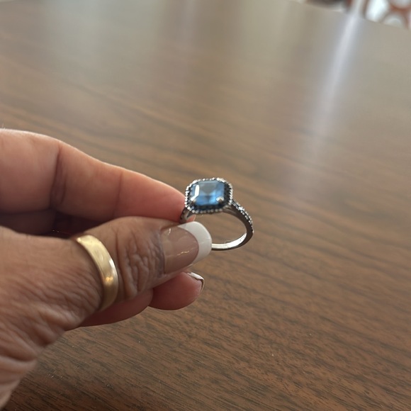 Cubit circonia beautiful blue ring size 7 - Picture 7 of 9